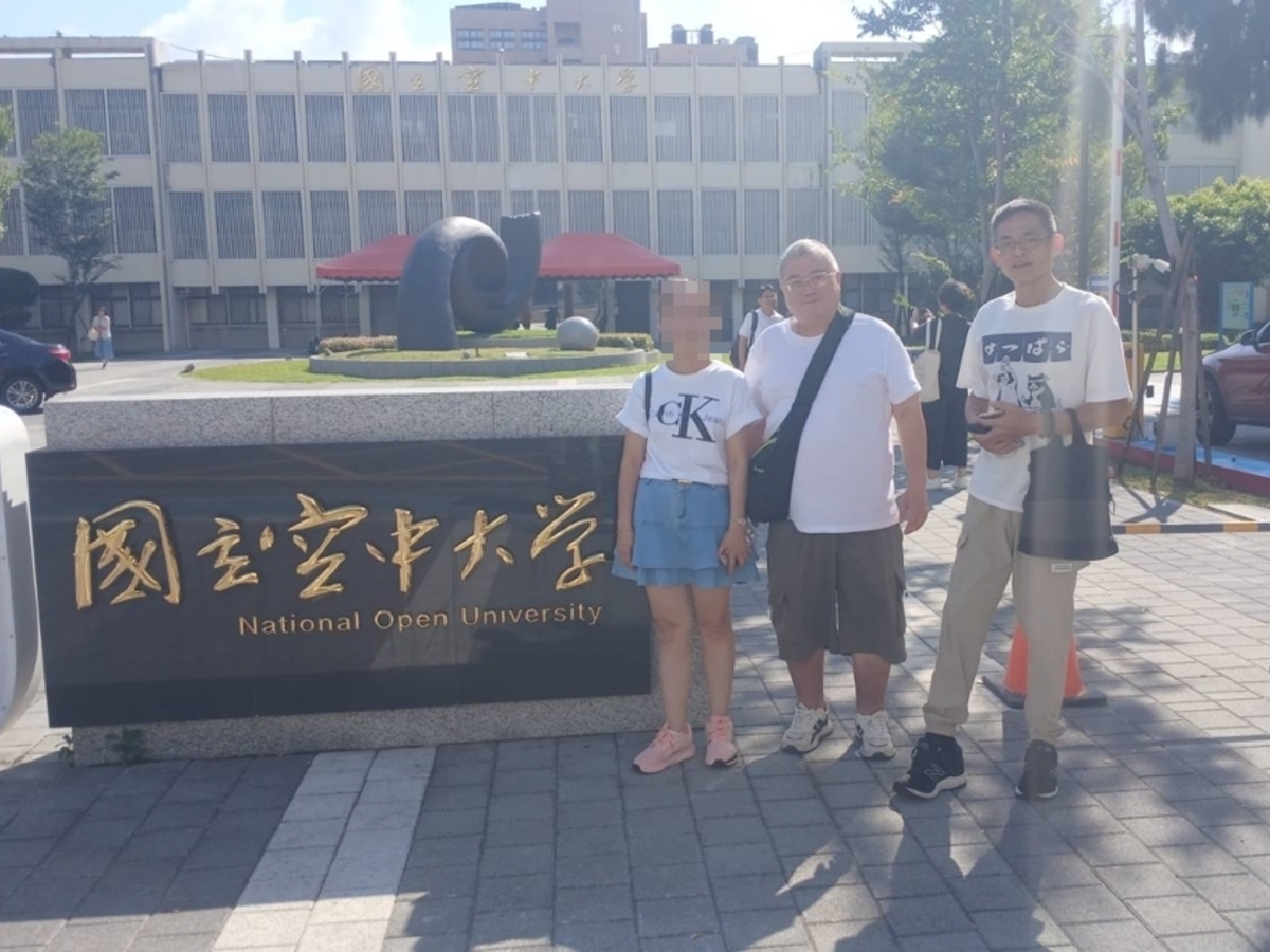 重新走進教室，這一次，他們想走向助人的路